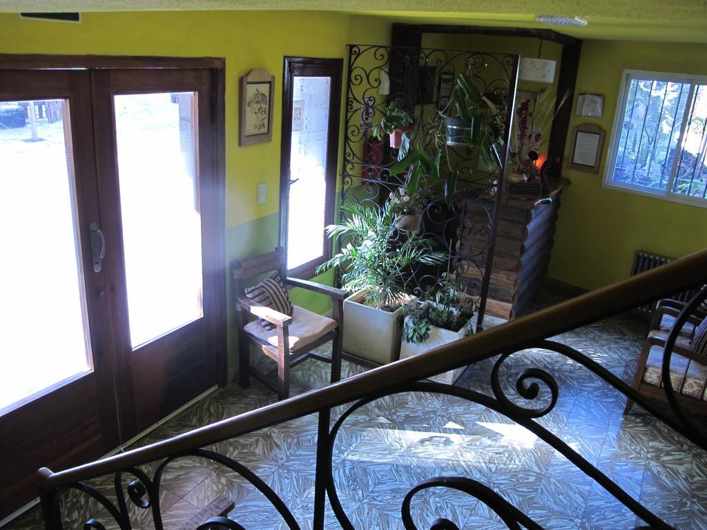 Bambi Hotel Ла-Фальда Экстерьер фото
