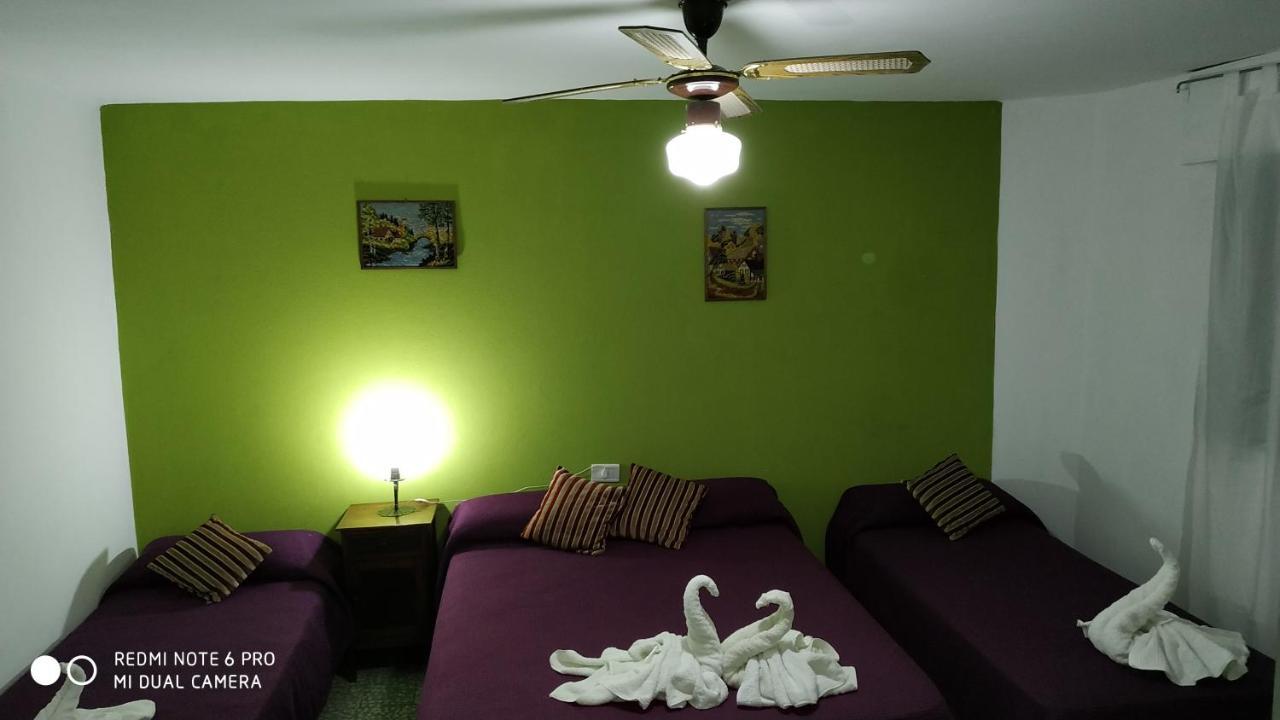 Bambi Hotel Ла-Фальда Экстерьер фото